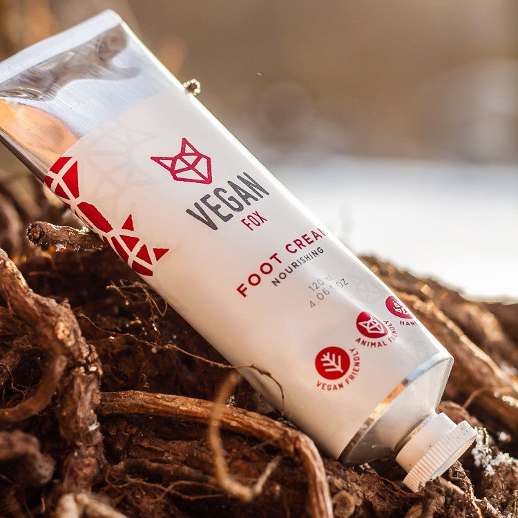 Nourishing Foot Cream — product texture and application