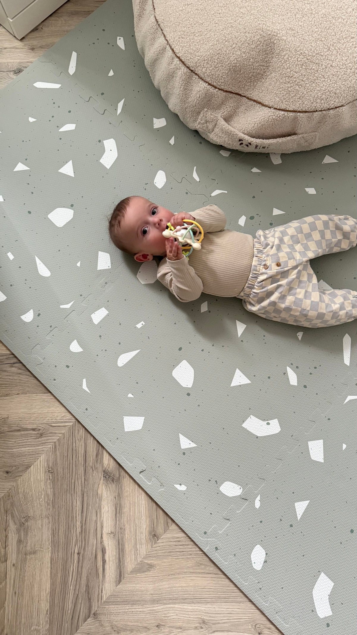 Puzzle-Spielmatte aus Schaumstoff – Terrazzo Sage
