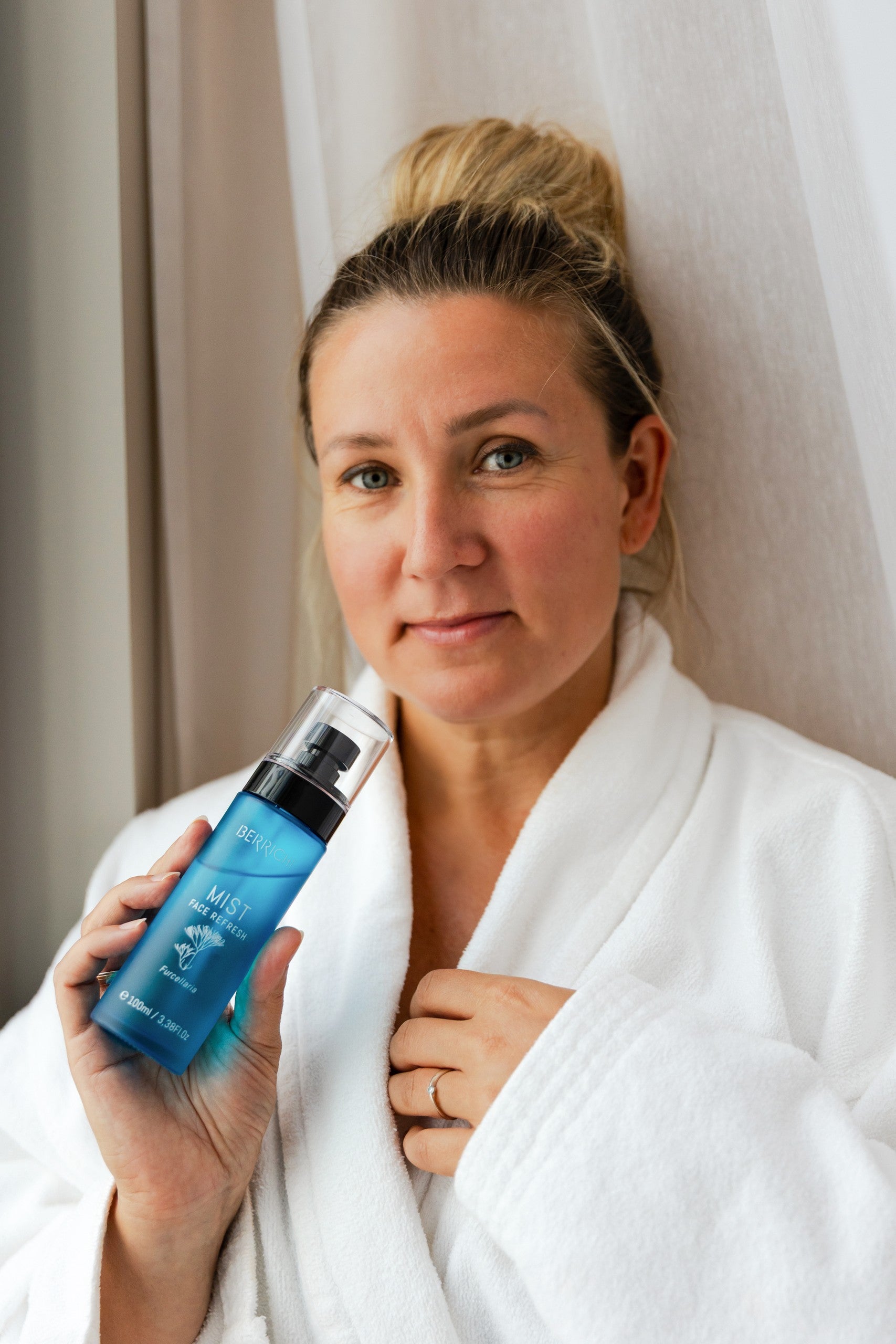 MIST Face Spray — product texture and application