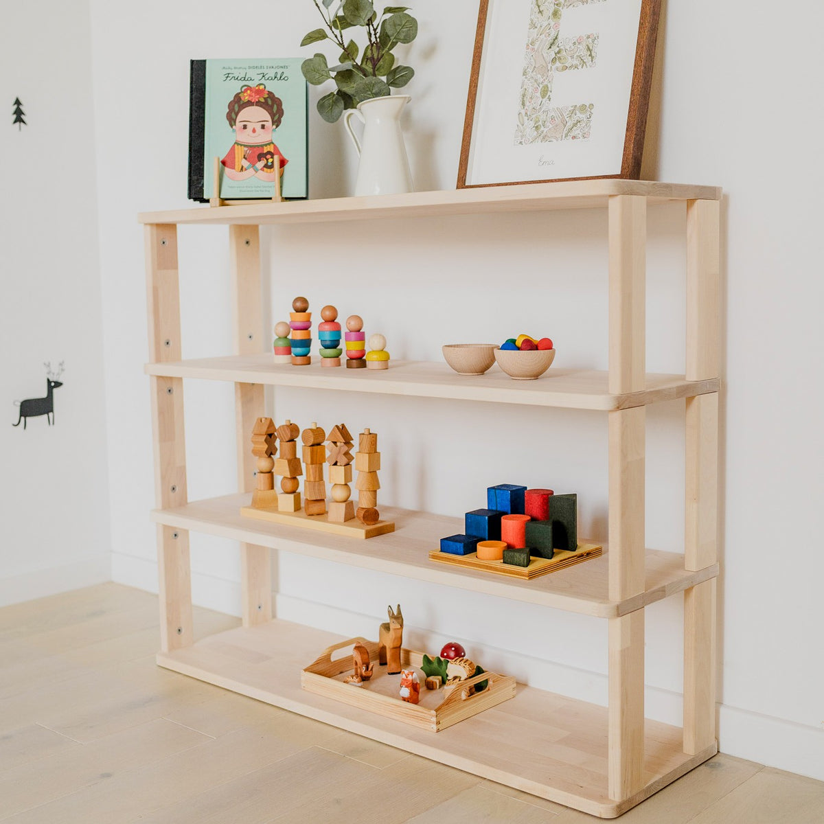 Montessori-Bücherregal, 4 Ebenen