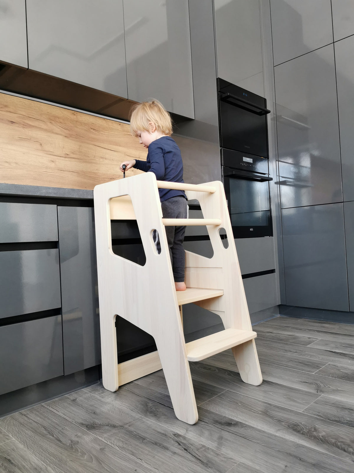 Montessori Lernturm Safety+