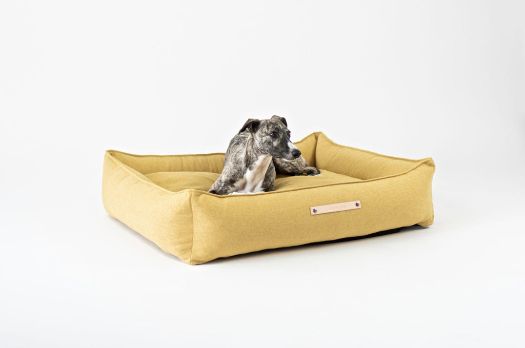 Møvik Dog Bed in honey