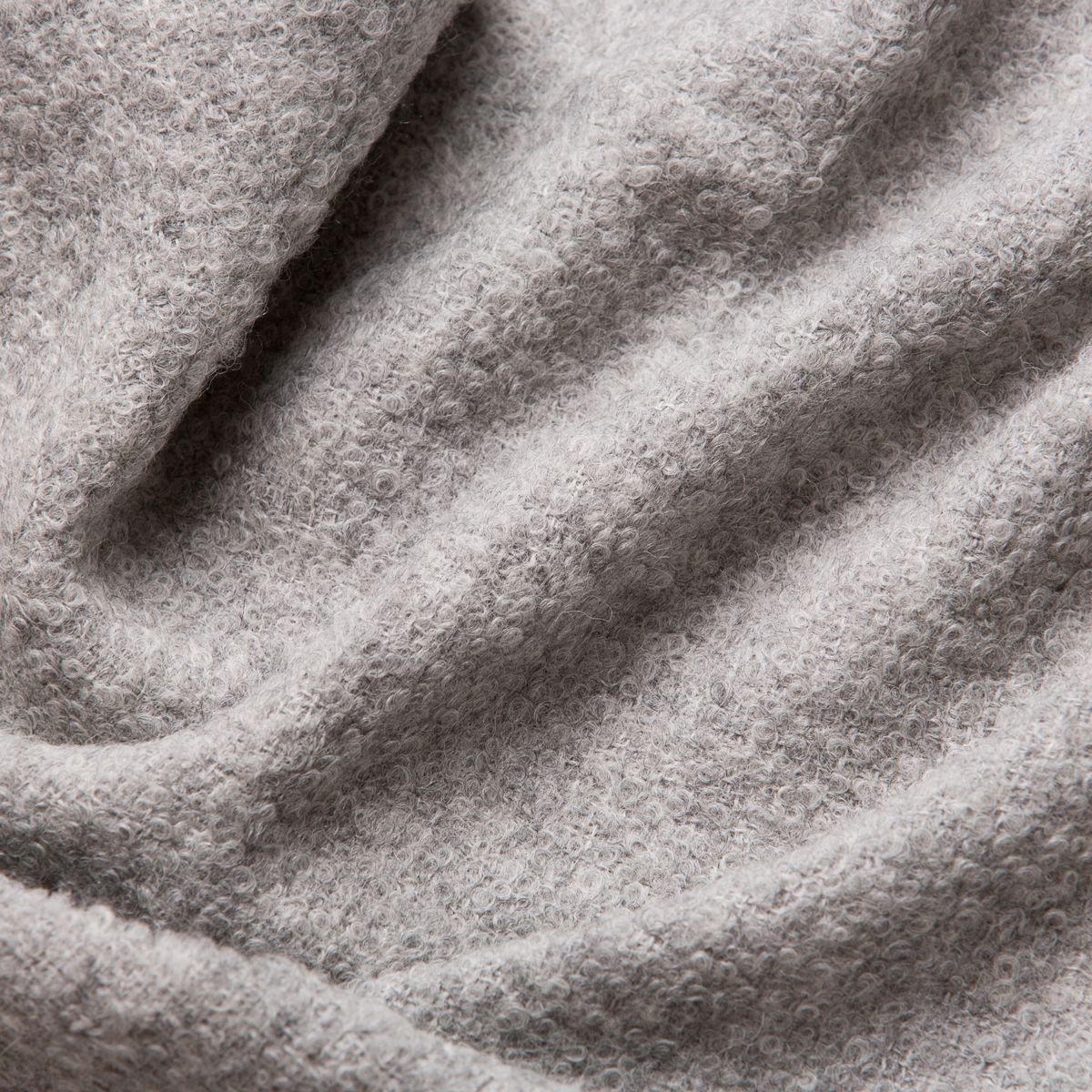 Luxuriöse Bouclé-Decke aus Superfine-Alpaka