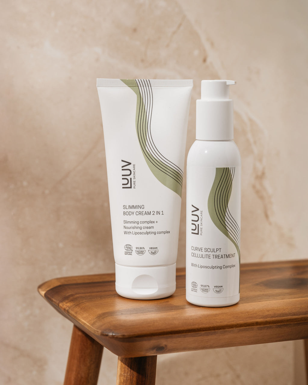 Slimming Body Cream COSMOS — product texture and application