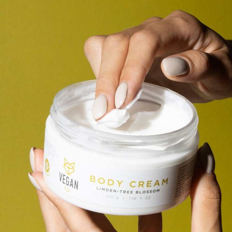 Linden-Tree Blossom Body Cream — product texture and application